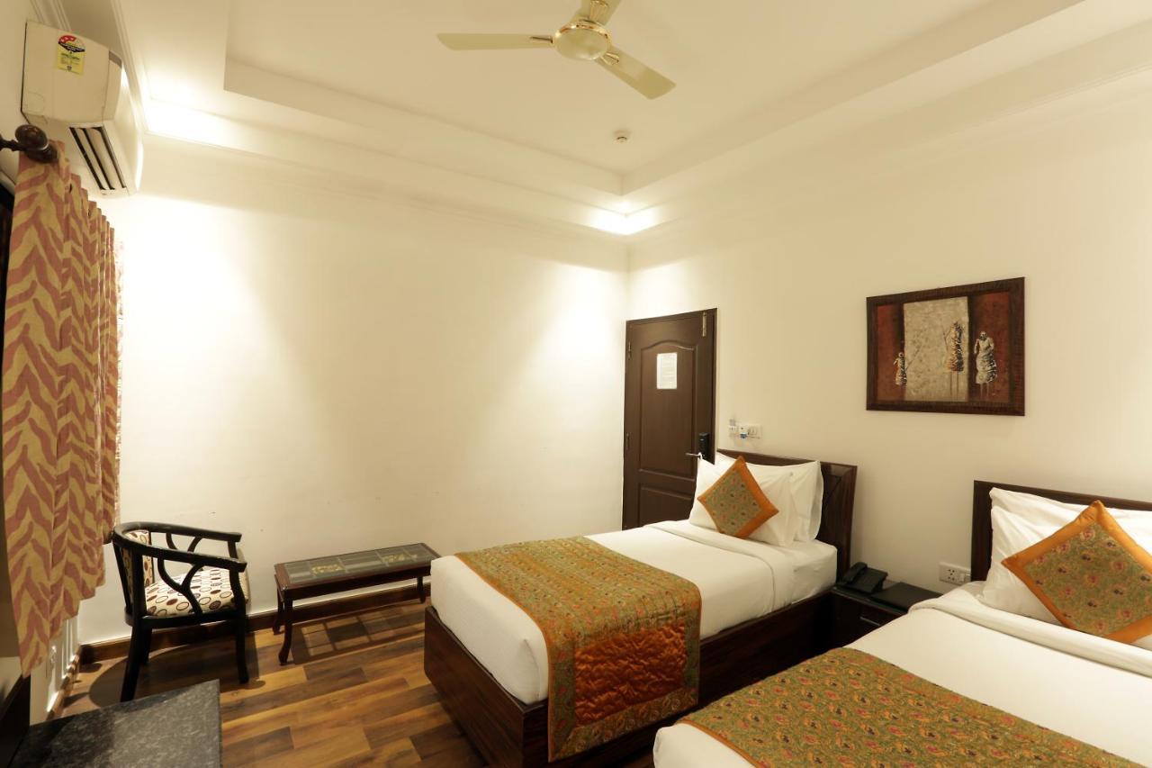 Airport Hotel Le Seasons New Delhi Eksteriør bilde